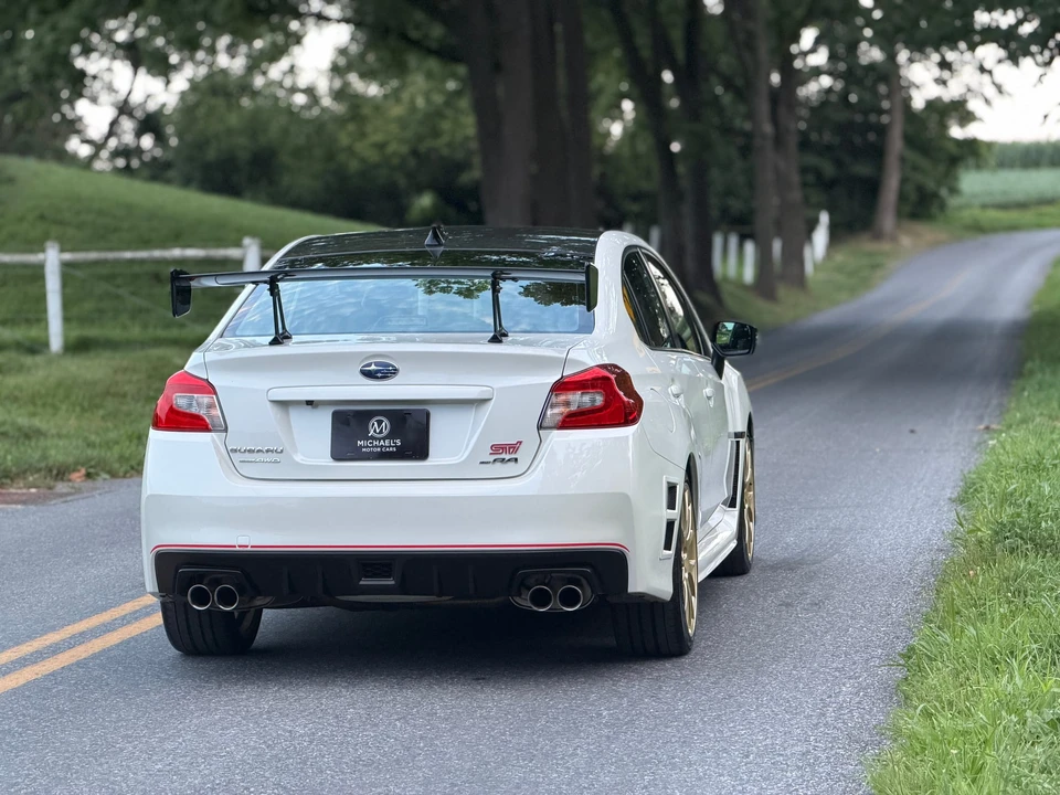 2018 Subaru Impreza WRX STi 4th Gen - Image 22 of 31