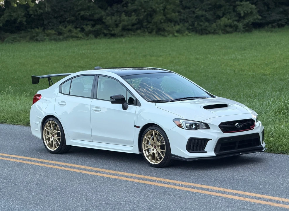 2018 Subaru Impreza WRX STi 4th Gen - Image 28 of 31