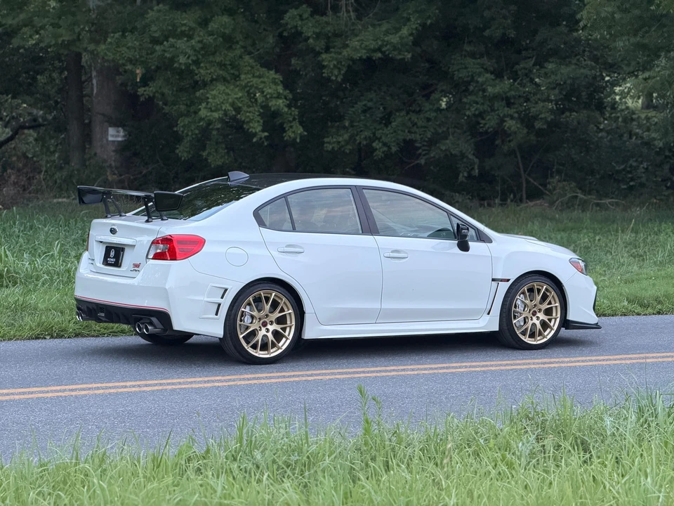 2018 Subaru Impreza WRX STi 4th Gen - Image 25 of 31