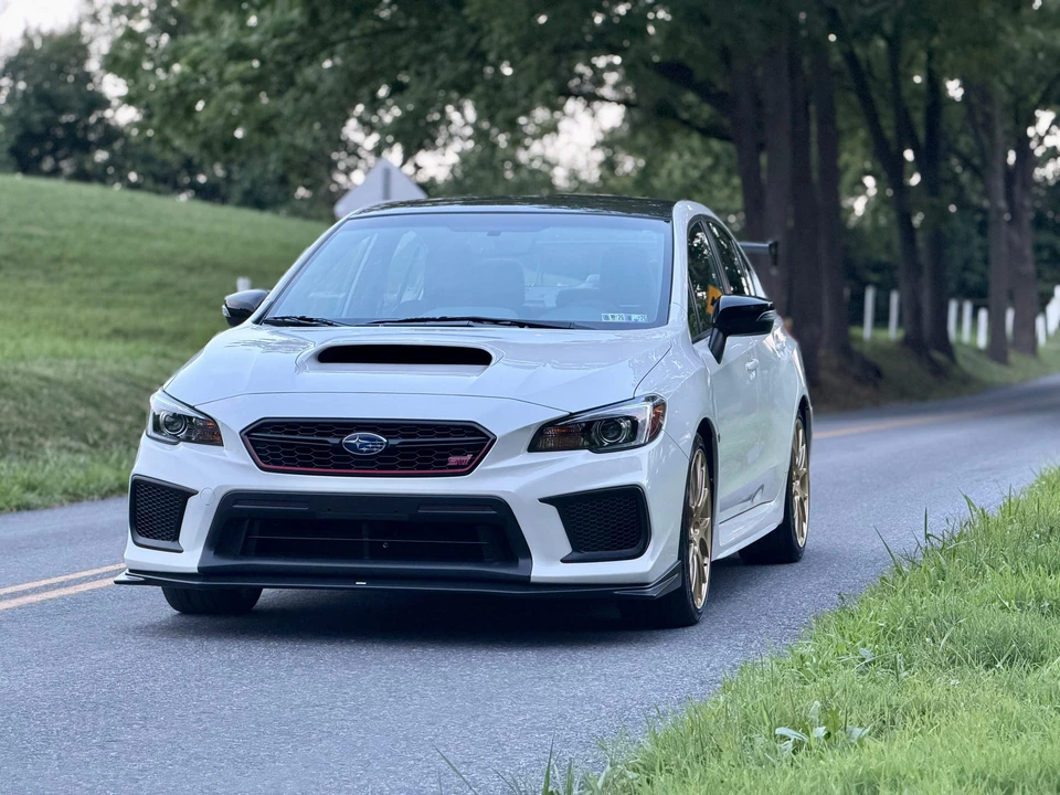 2018 Subaru Impreza WRX STi 4th Gen - Image 10 of 31