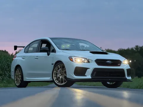 2018 Subaru Impreza WRX STi 4th Gen - Image 4 of 31