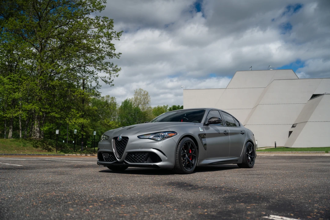 2019 Alfa Romeo Giulia Quadrifoglio - Image 5 of 31