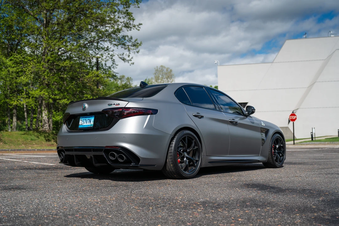 2019 Alfa Romeo Giulia Quadrifoglio - Image 14 of 31