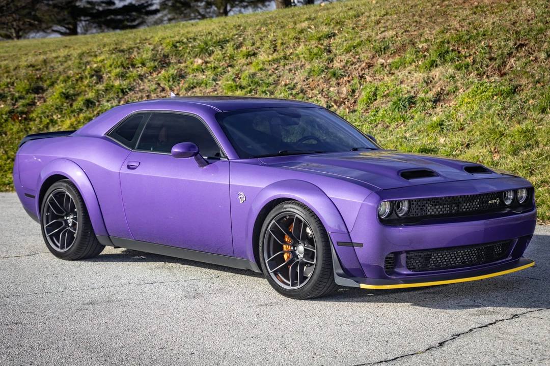 2019 Dodge Challenger SRT Hellcat 3rd Gen - Image 14 of 31