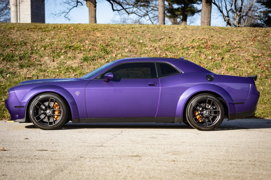2019 Dodge Challenger SRT Hellcat 3rd Gen - Image 24 of 31