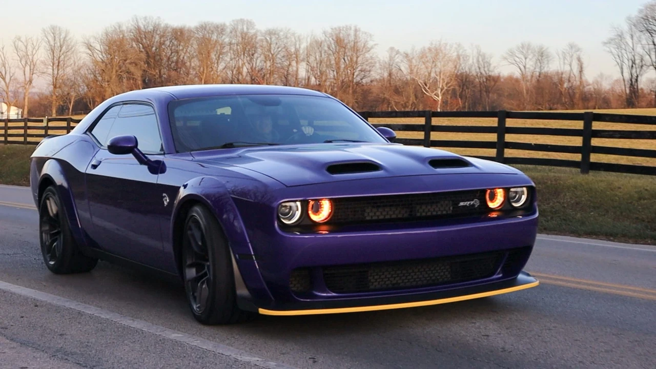 2019 Dodge Challenger SRT Hellcat 3rd Gen - Image 6 of 31