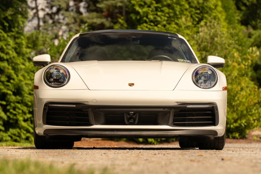 2020 Porsche 992 Carrera 4S - Image 11 of 31