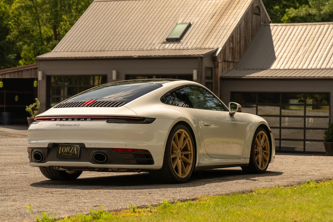 2020 Porsche 992 Carrera 4S - Image 24 of 31