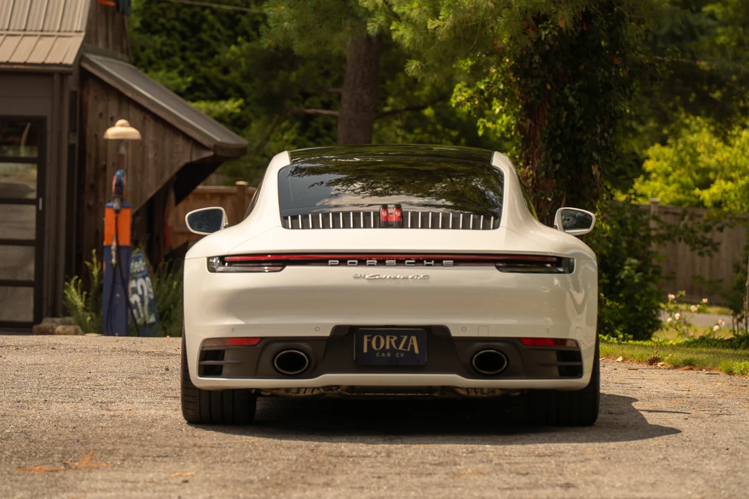 2020 Porsche 992 Carrera 4S - Image 25 of 31