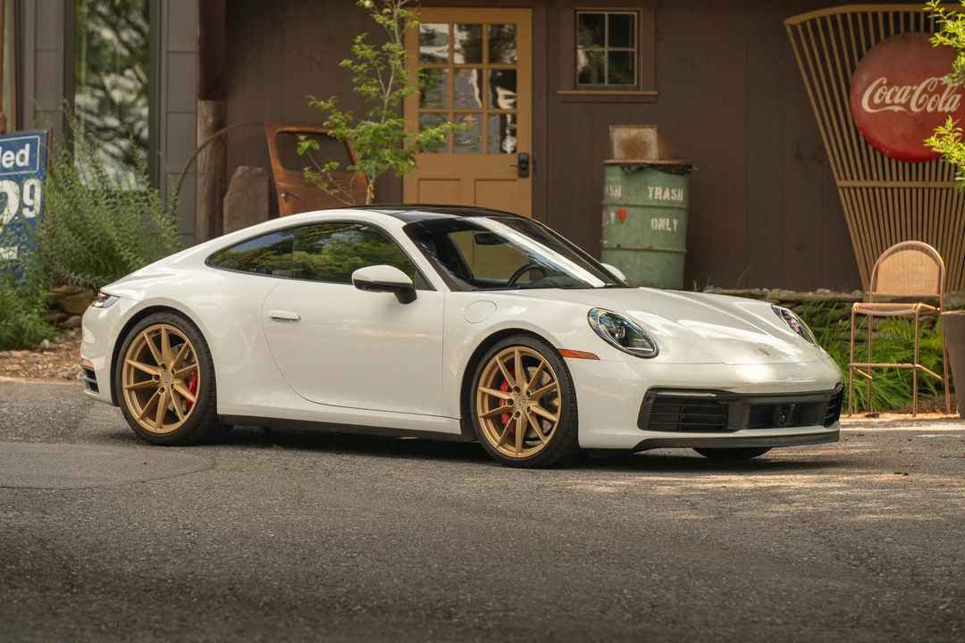 2020 Porsche 992 Carrera 4S - Image 16 of 31