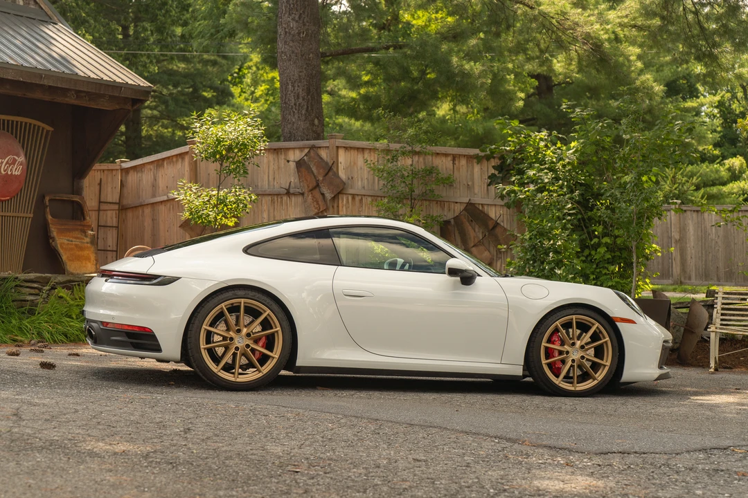 2020 Porsche 992 Carrera 4S - Image 18 of 31