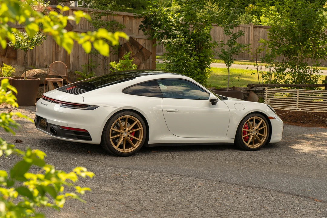 2020 Porsche 992 Carrera 4S - Image 21 of 31