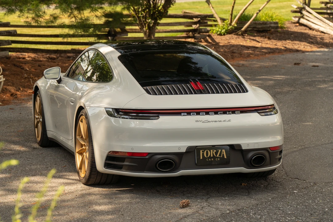 2020 Porsche 992 Carrera 4S - Image 29 of 31