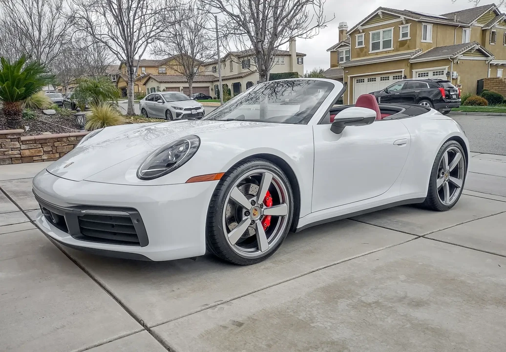 2020 Porsche 992 Carrera 4S - Image 4 of 6