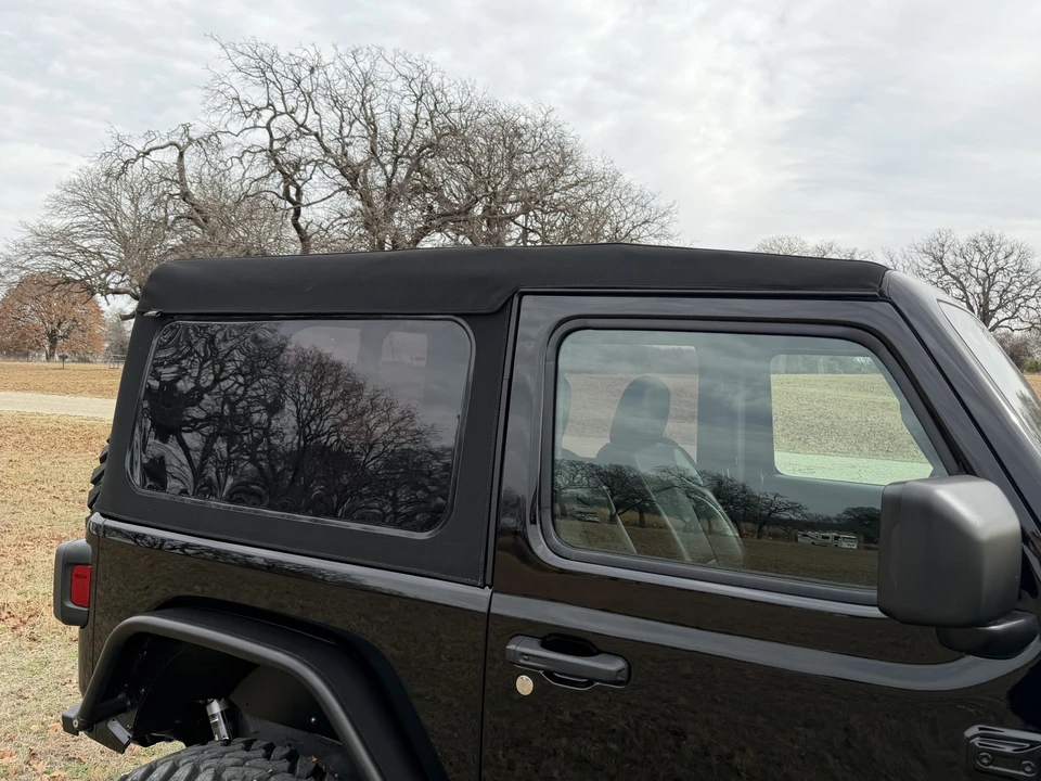 2022 Jeep JL Wrangler - Image 14 of 31