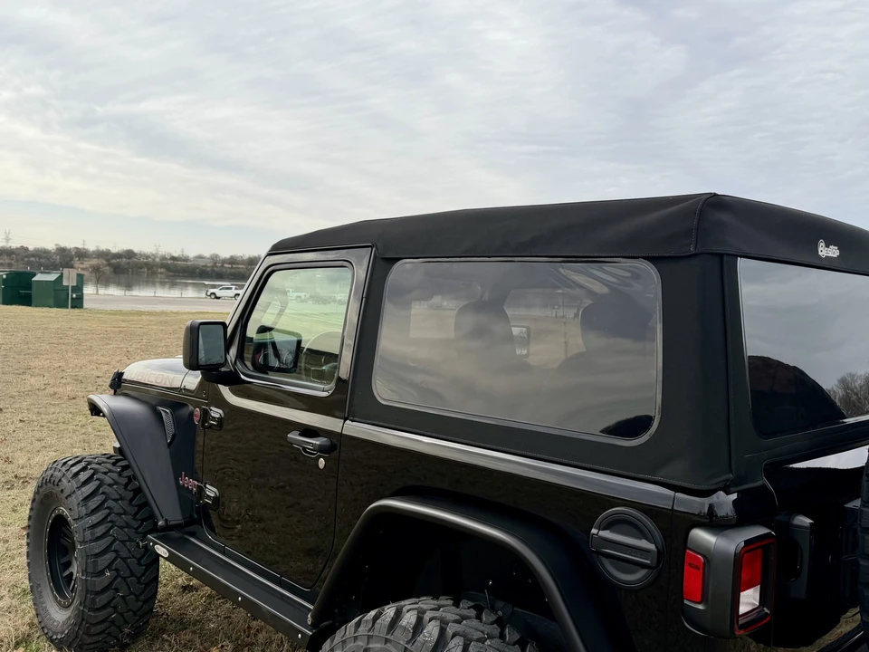 2022 Jeep JL Wrangler - Image 26 of 31