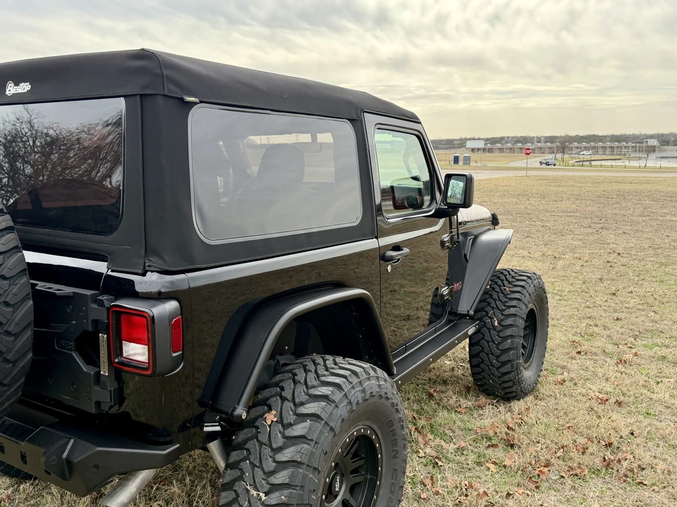 2022 Jeep JL Wrangler - Image 15 of 31