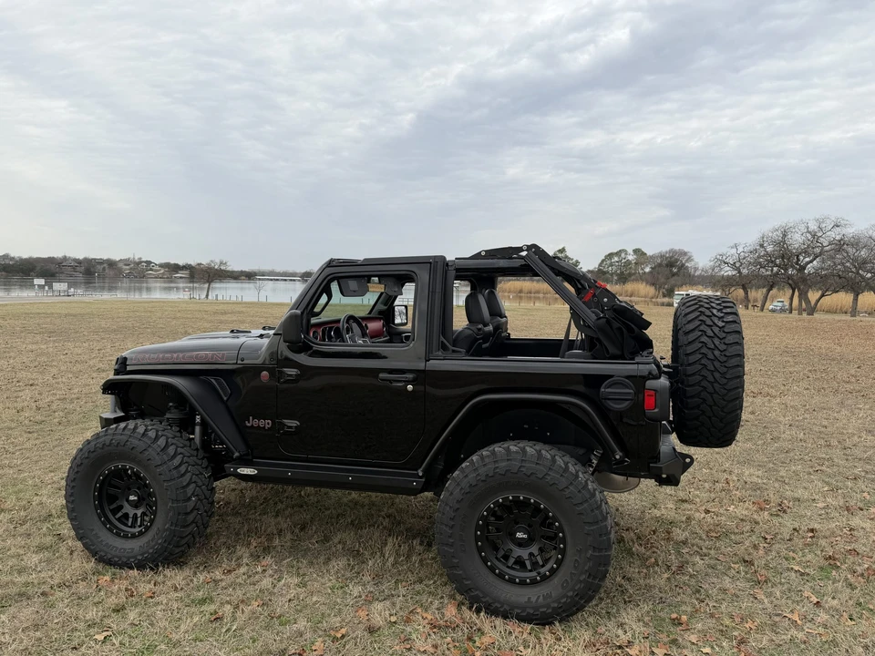 2022 Jeep JL Wrangler - Image 12 of 31