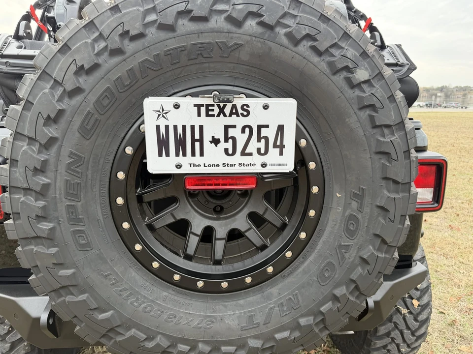 2022 Jeep JL Wrangler - Image 31 of 31