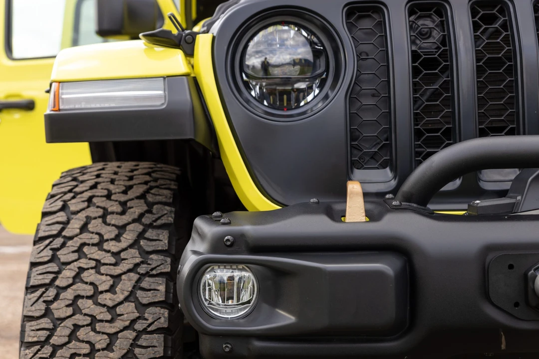 2023 Jeep JL Wrangler - Image 22 of 31