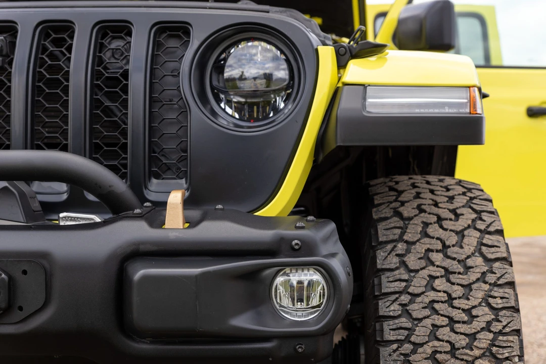 2023 Jeep JL Wrangler - Image 21 of 31