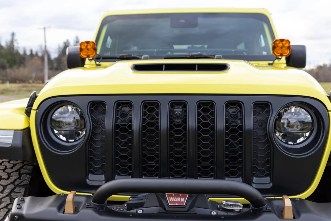 2023 Jeep JL Wrangler - Image 13 of 31