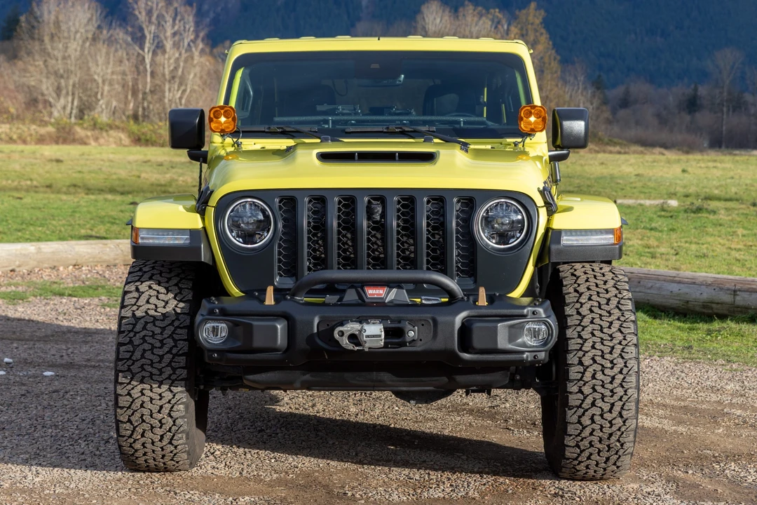 2023 Jeep JL Wrangler - Image 10 of 31