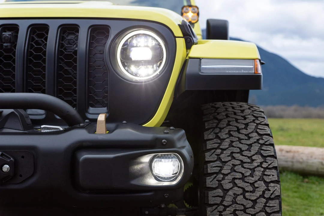 2023 Jeep JL Wrangler - Image 26 of 31