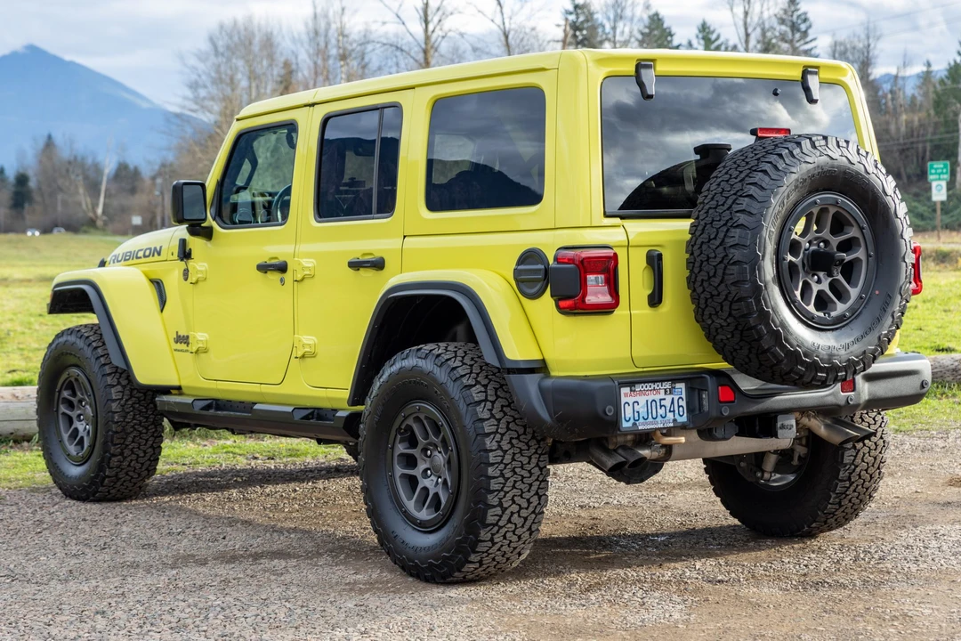 2023 Jeep JL Wrangler - Image 4 of 31