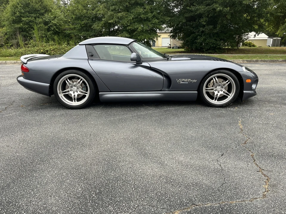2000 Dodge Viper 2nd Gen - Image 9 of 31
