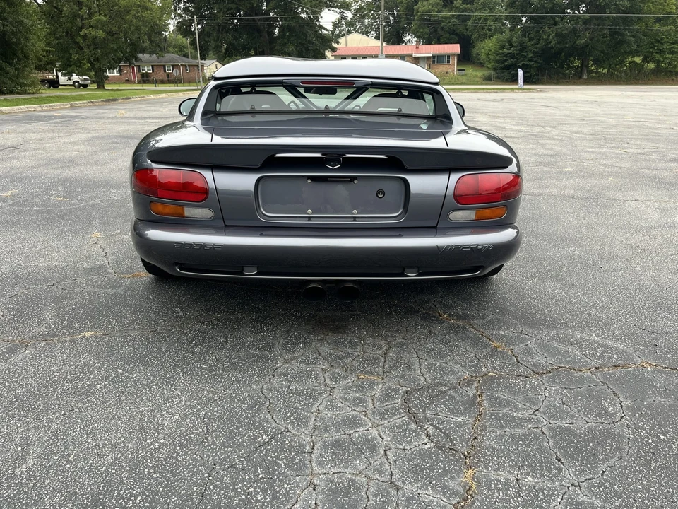 2000 Dodge Viper 2nd Gen - Image 14 of 31