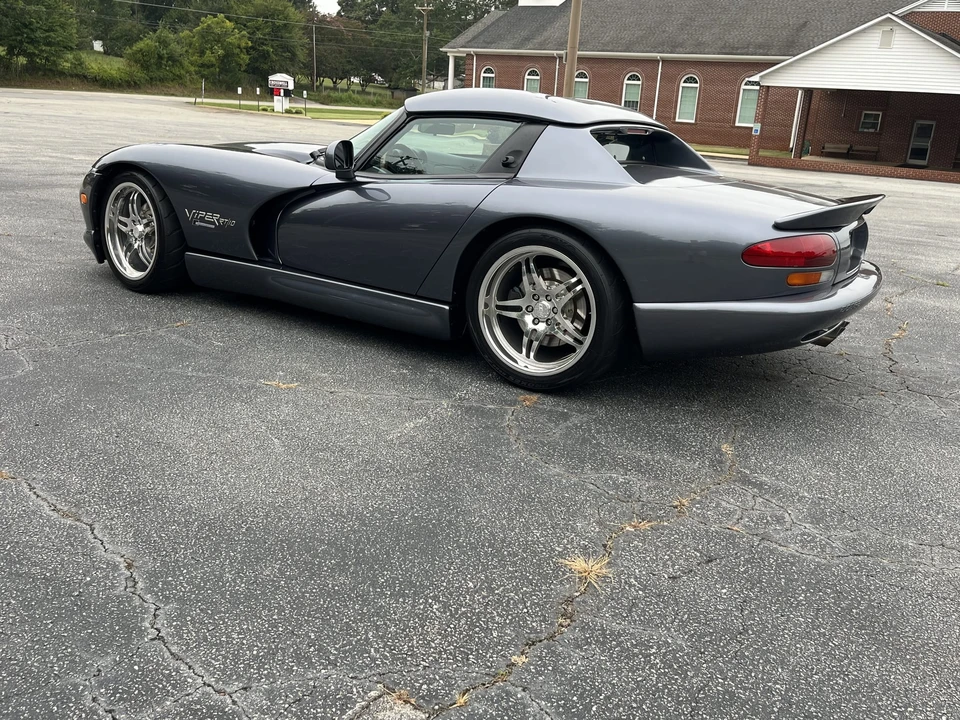 2000 Dodge Viper 2nd Gen - Image 17 of 31
