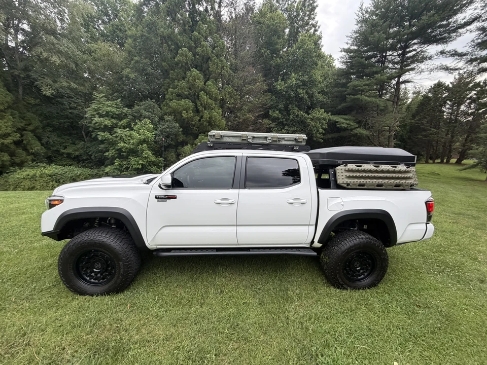 2019 Toyota Tacoma 3rd Gen - Image 25 of 31