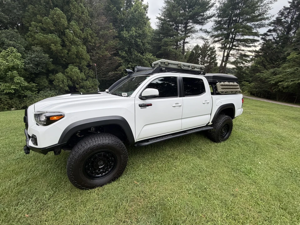 2019 Toyota Tacoma 3rd Gen - Image 2 of 31