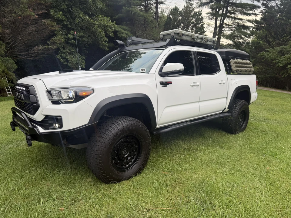 2019 Toyota Tacoma 3rd Gen - Image 4 of 31