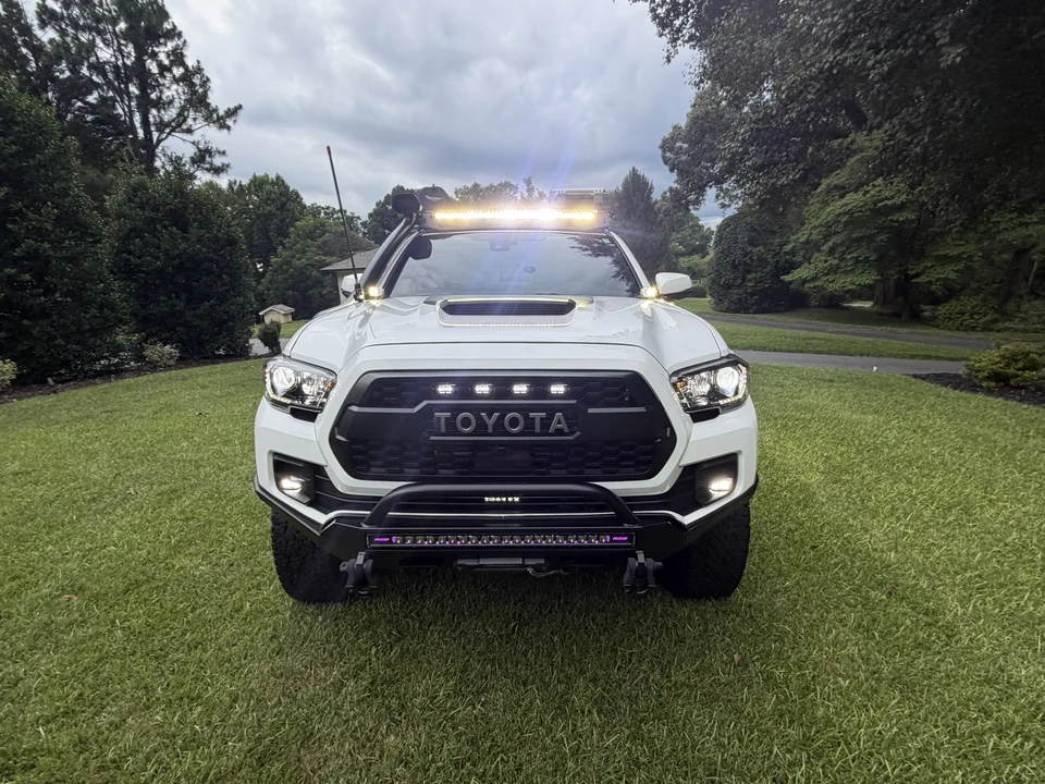 2019 Toyota Tacoma 3rd Gen - Image 10 of 31