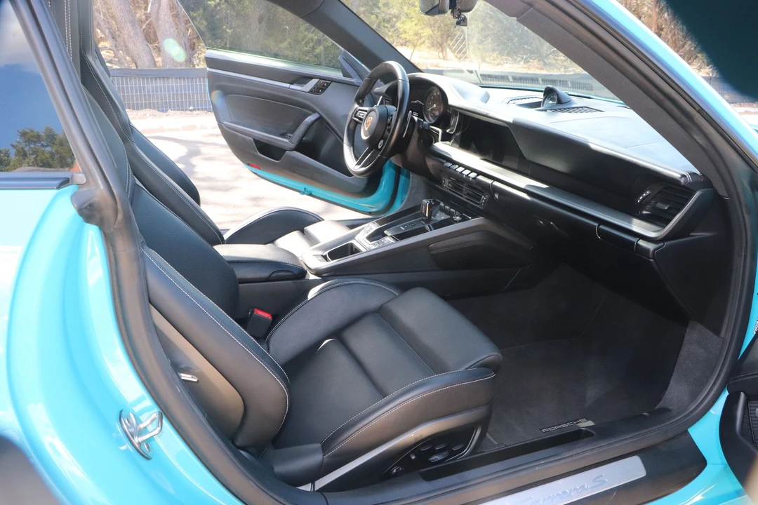 2020 Porsche 992 Carrera S - Image 10 of 31
