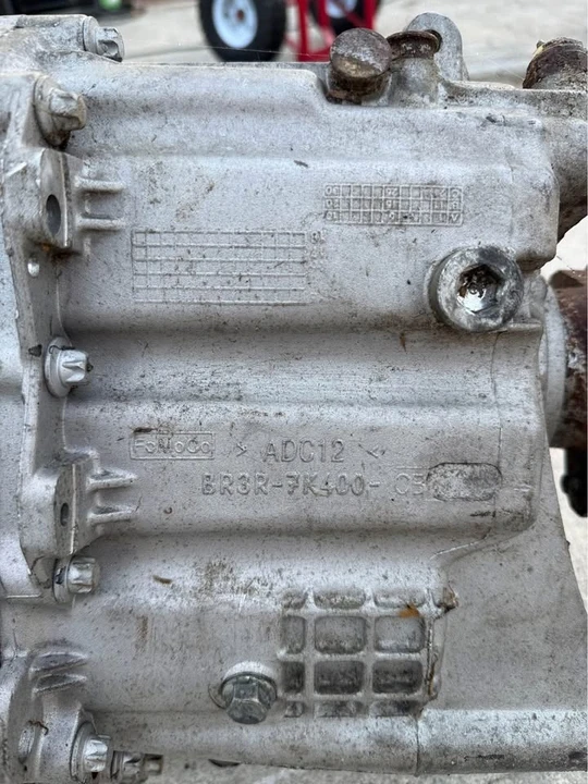 2015 Parts & Memorabilia Gearboxes - Image 5 of 6