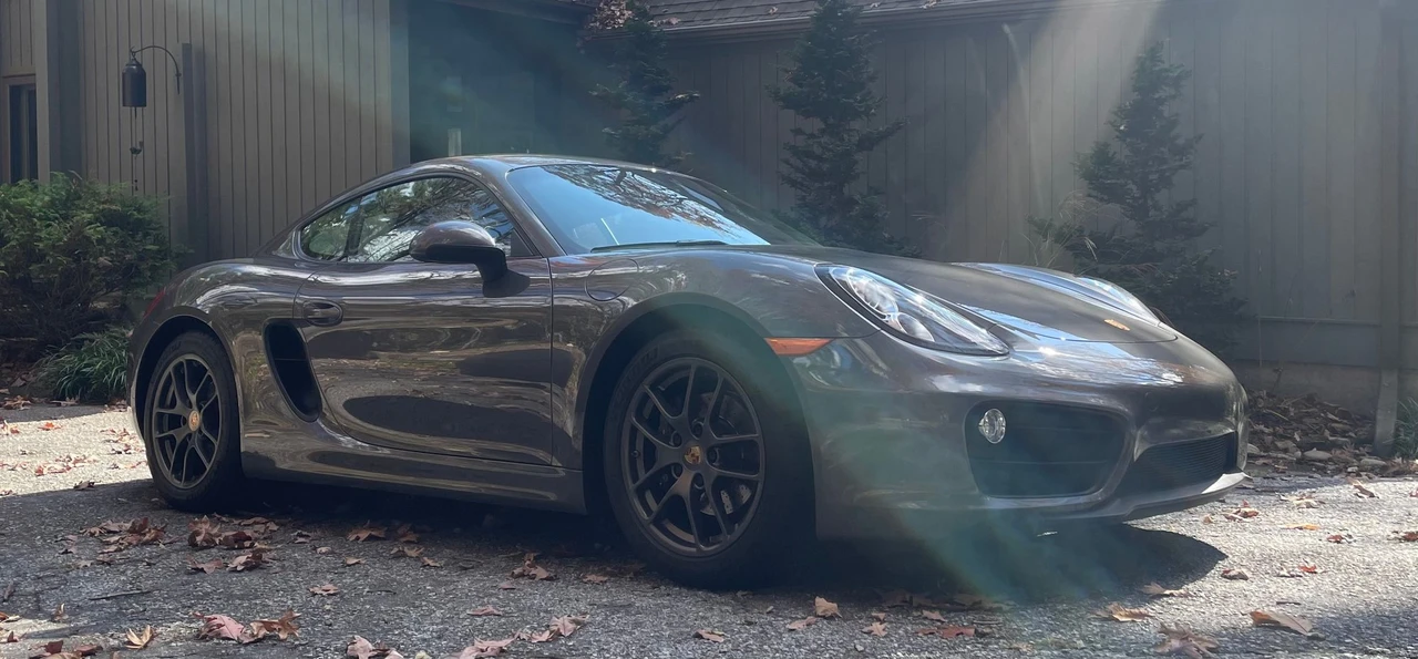 2015 Porsche 981 Cayman - Image 2 of 22