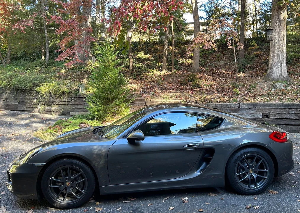 2015 Porsche 981 Cayman - Image 17 of 22