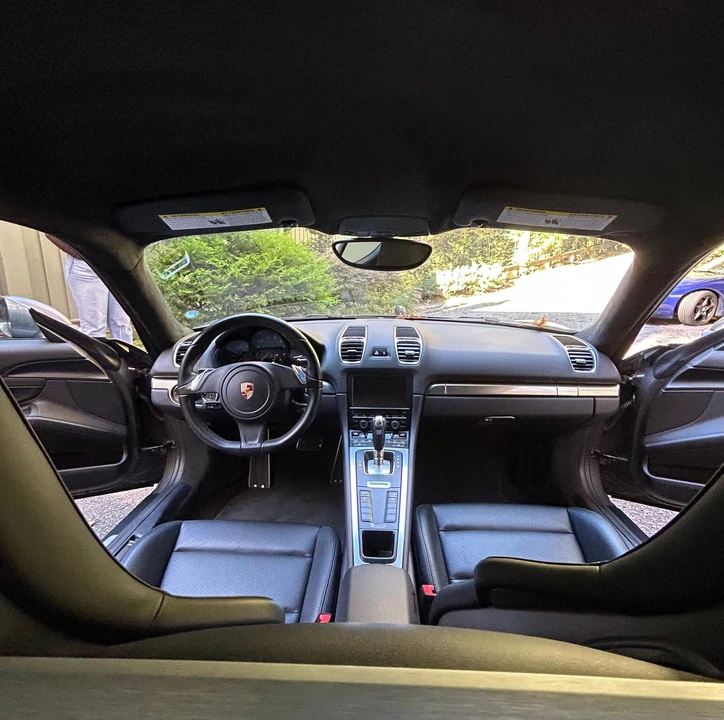 2015 Porsche 981 Cayman - Image 21 of 22