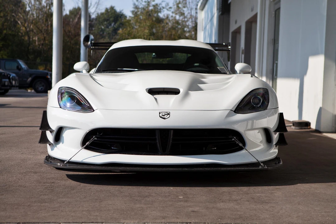 2017 Dodge Viper ACR 5th Gen - Image 2 of 31