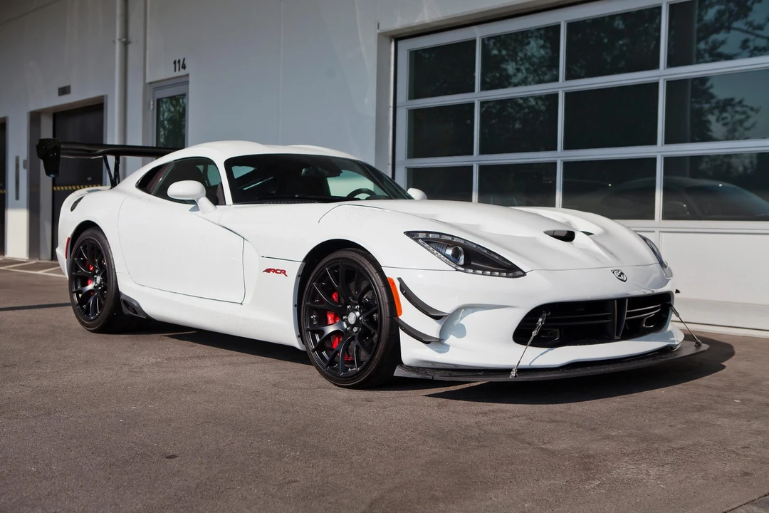 2017 Dodge Viper ACR 5th Gen - Image 3 of 31