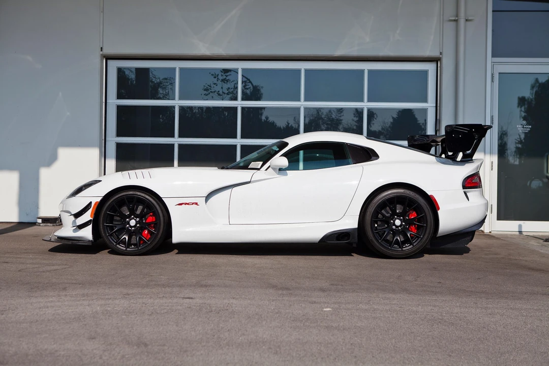 2017 Dodge Viper ACR 5th Gen - Image 11 of 31