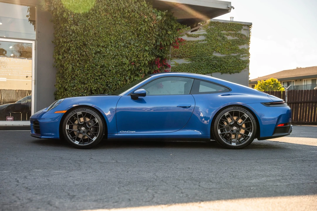 2026 Porsche 992 Carrera T - Image 7 of 31