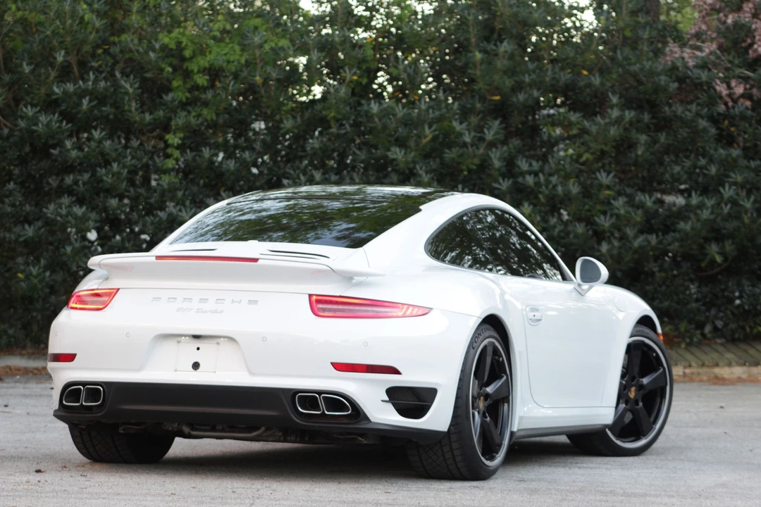 2015 Porsche 991 Turbo - Image 4 of 15