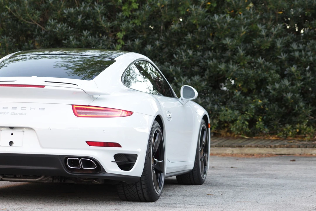 2015 Porsche 991 Turbo - Image 6 of 15