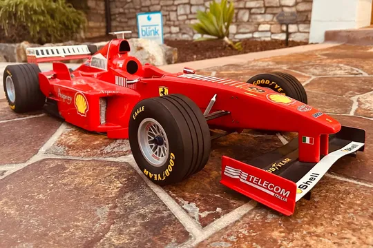 Ferrari F300 1:5-Scale Display Model