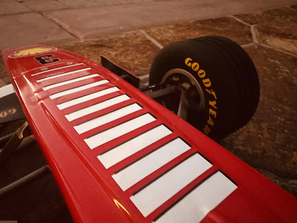 Parts & Memorabilia Scale Models - Image 18 of 31