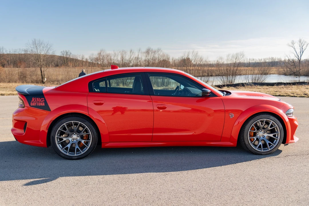 2023 Dodge Charger SRT Hellcat 7th Gen - Image 8 of 31